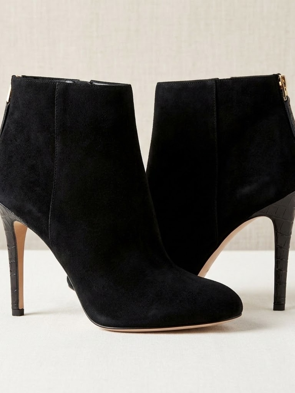 Sam Edelman Black Suede Stiletto Ankle Bootie Gold Zip Back Croc Heel Size 10